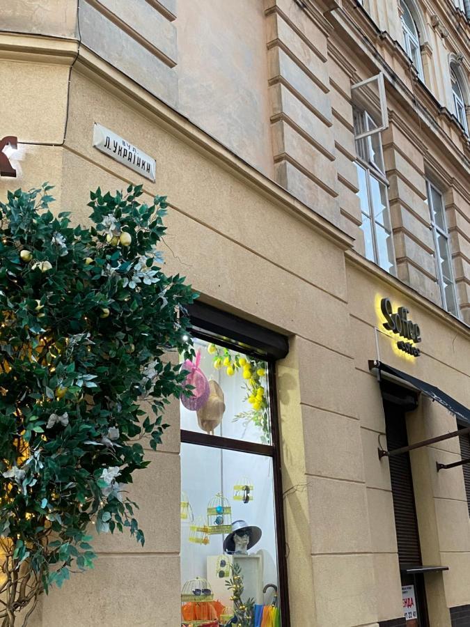 Квартира У Львові На Вулиці Лесі Українки 19 Buitenkant foto
